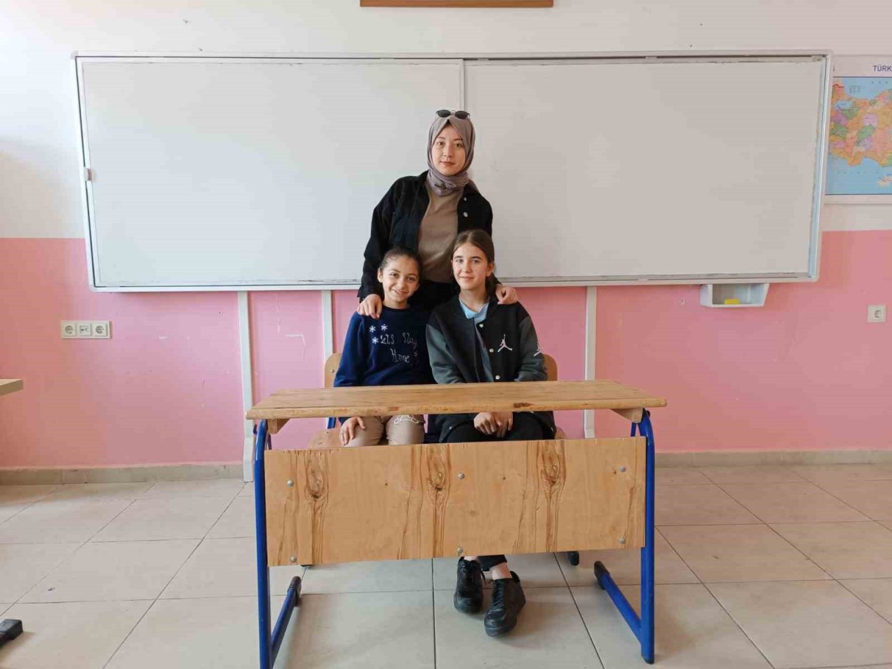 TÜBİTAK yarışmasında Doğubayazıtlı öğrenciler bölge birincisi oldu