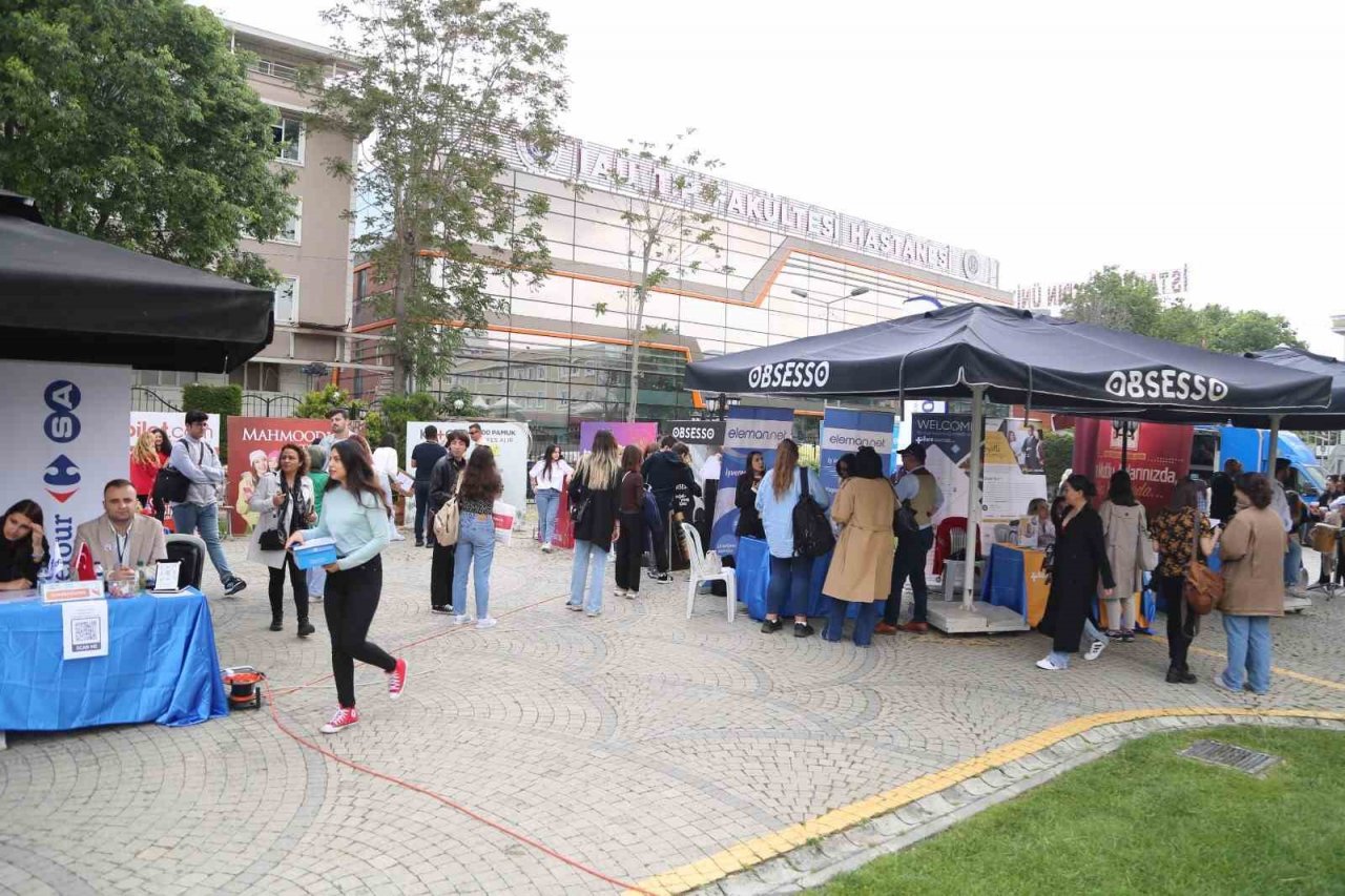 Yarının insan kaynağı gençler 100’e yakın firma ile bir araya geldi