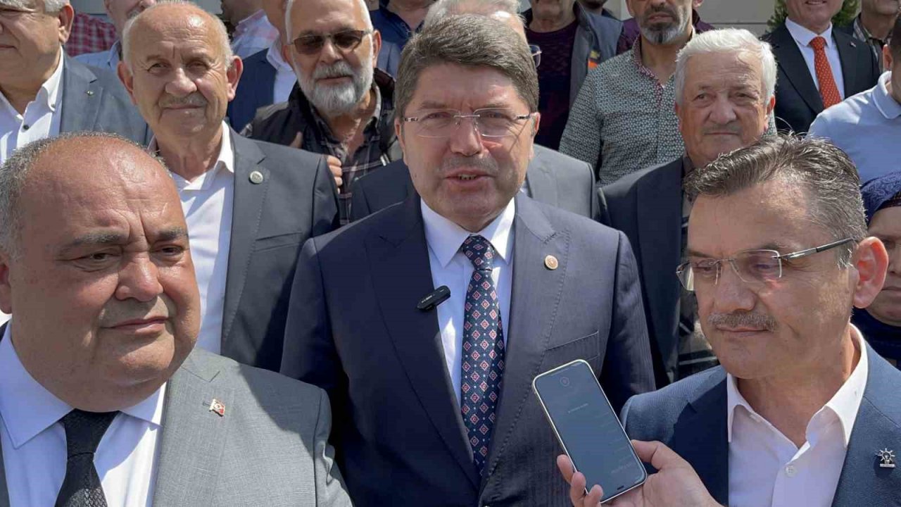 Bartın’da AK Parti’den milletvekili seçilen Aldatmaz mazbatasını aldı