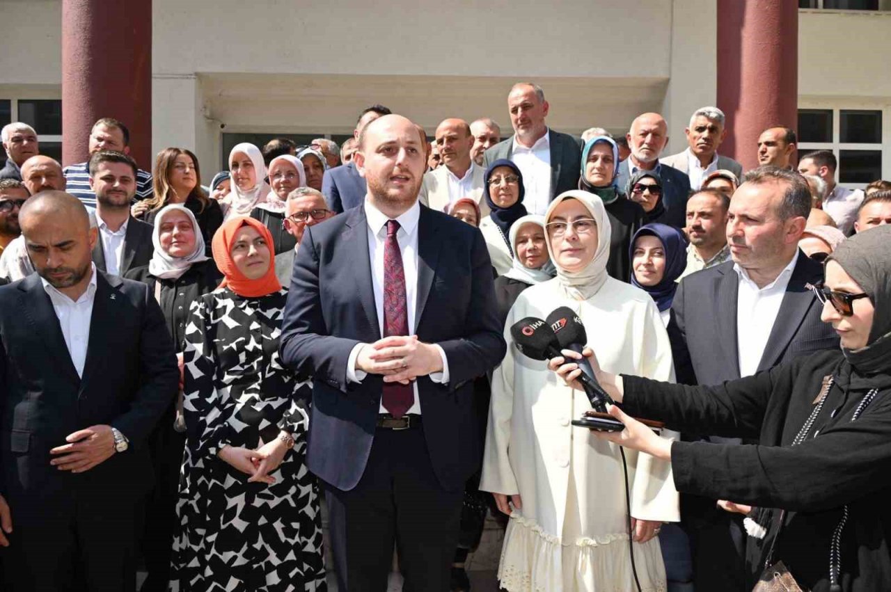 AK Parti Yalova milletvekilleri mazbatalarını aldı