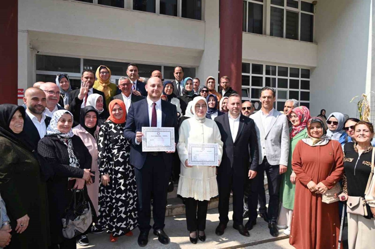 AK Parti Yalova milletvekilleri mazbatalarını aldı