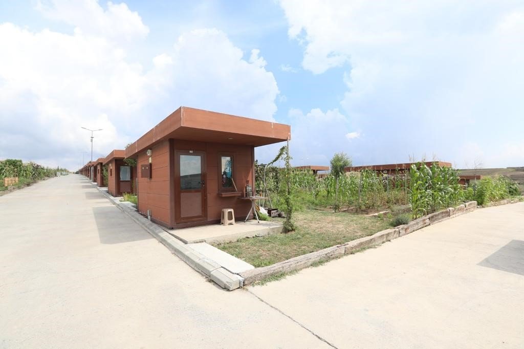 Arnavutköy Belediyesi’nden vatandaşlara ‘Atalık Tohumu’ desteği