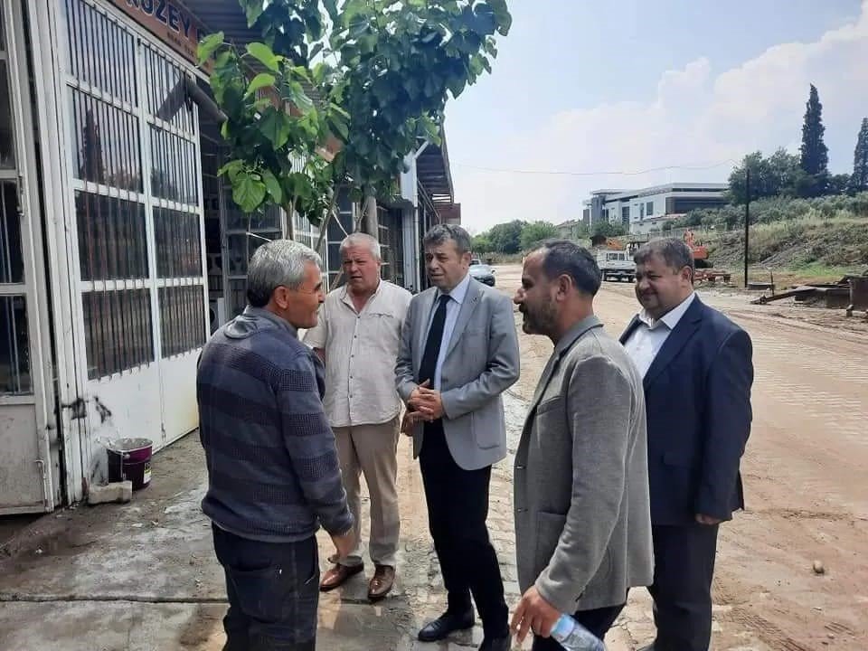 AYESOB Başkanı Künkcü selden etkilenen esnaf ile görüştü