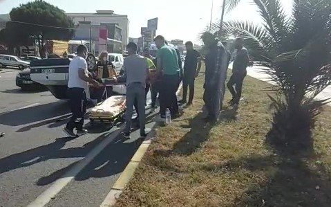 Şerit değiştiren kamyonete çarpan otomobil takla attı: 1 yaralı