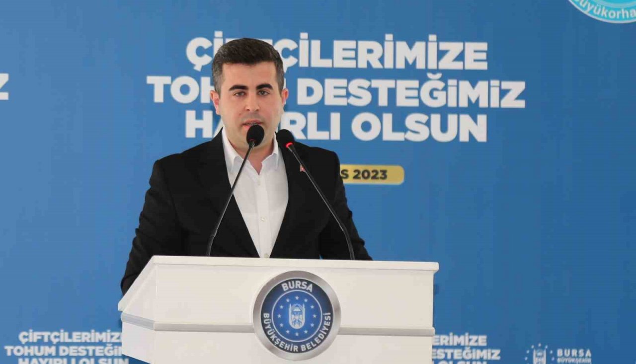 Büyükorhanlı çiftçiye silajlık mısır tohumu