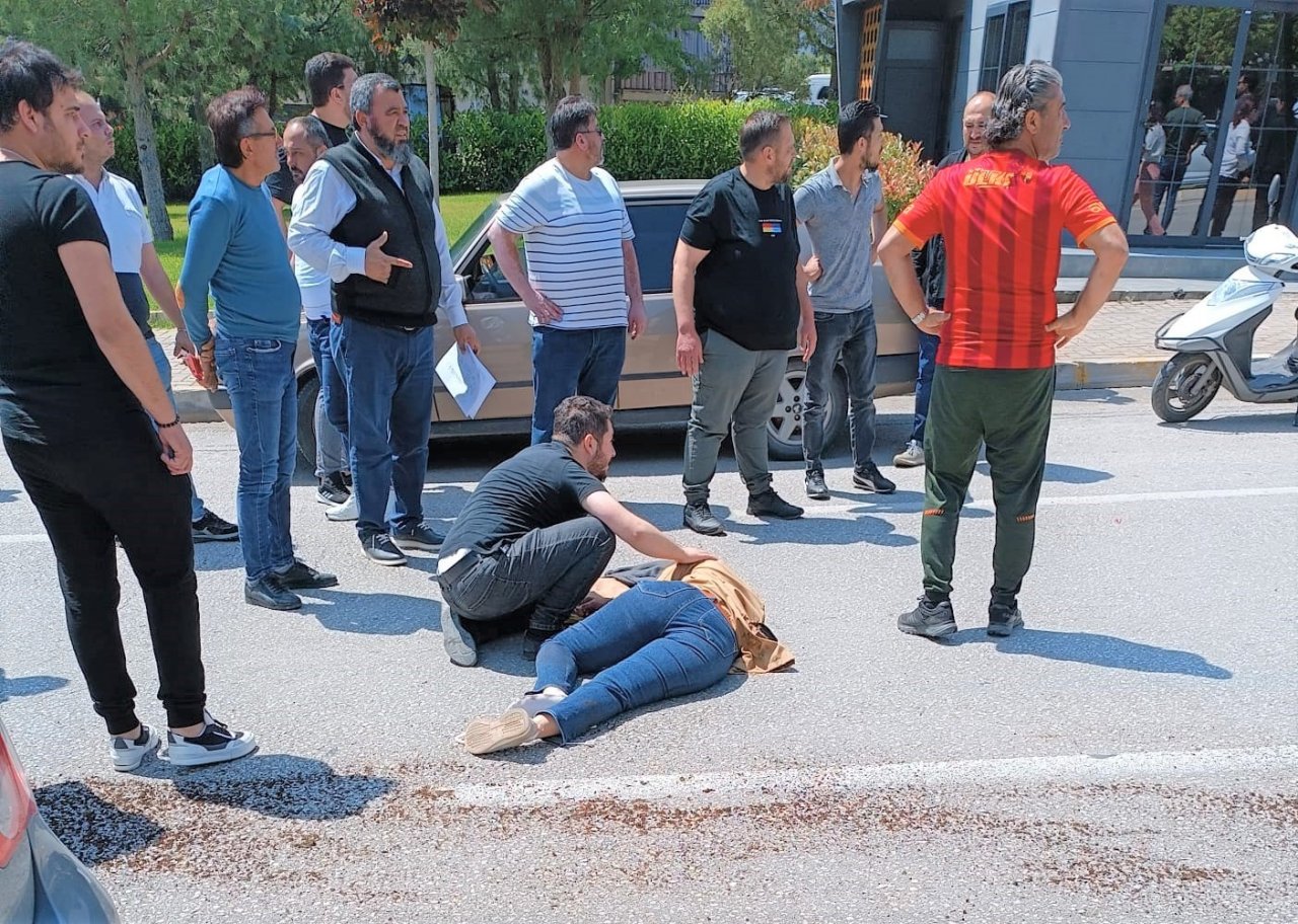 Otomobilin çarptığı kadın yaya ağır yaralandı