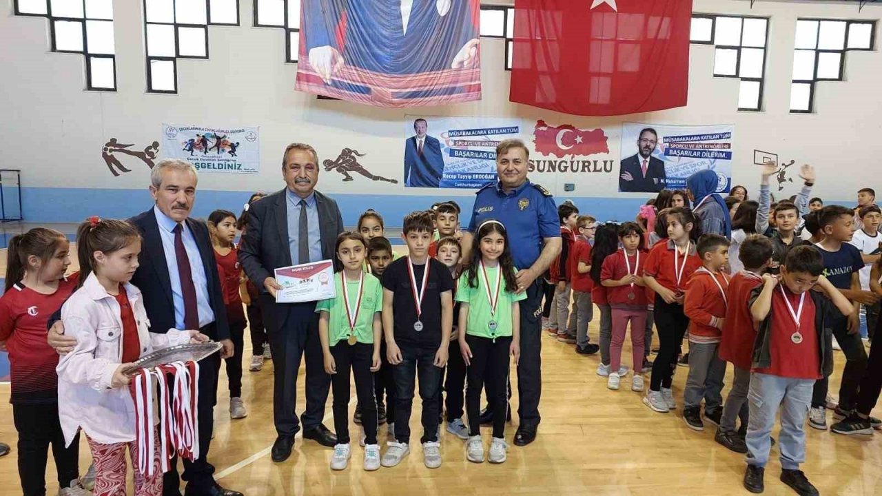 Geleneksel çocuk şenlikleri sona erdi