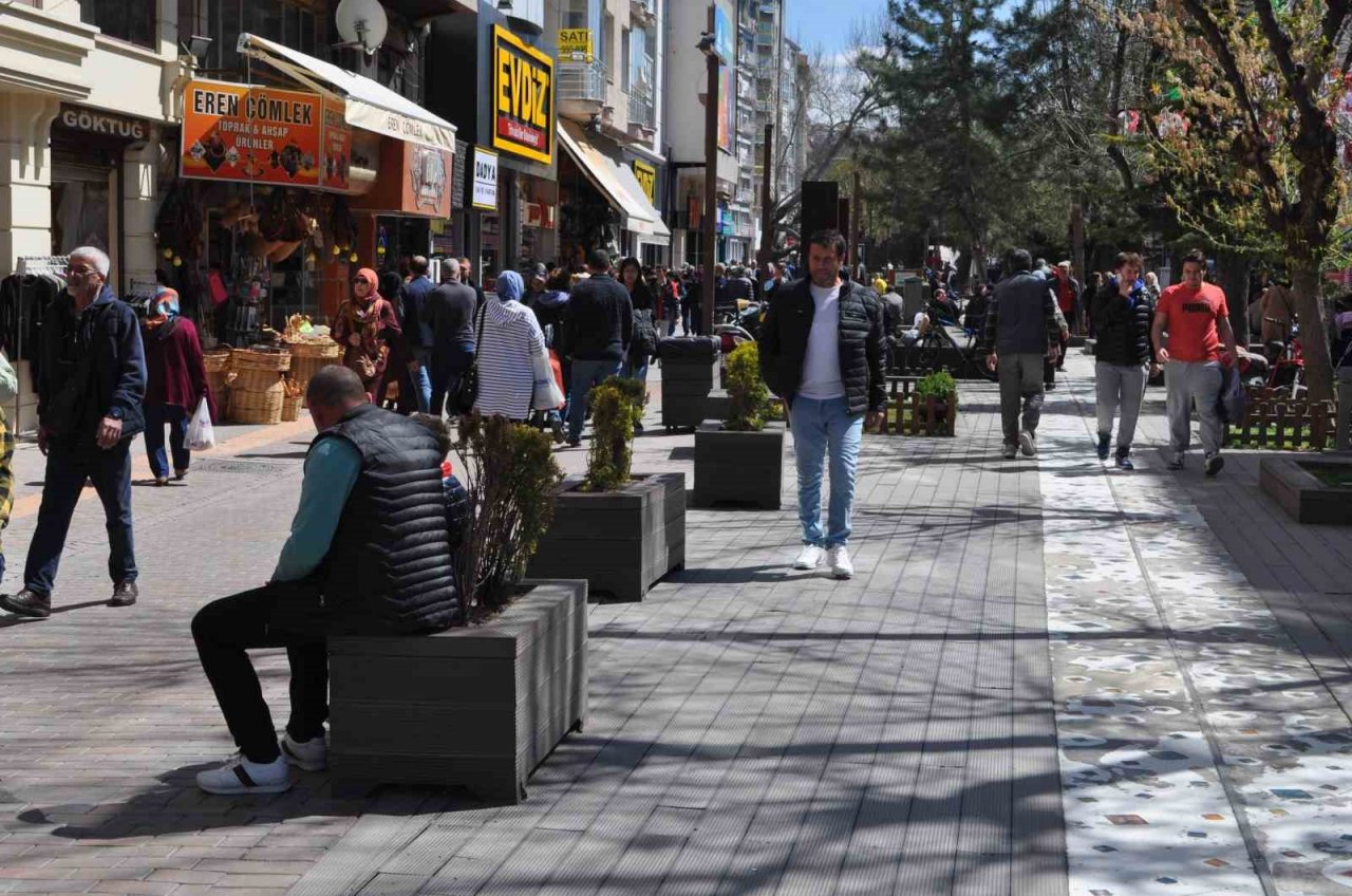 Cumhurbaşkanı Seçiminin 2. Turunda oy kullanacak gençlerden vatandaşlara tavsiye