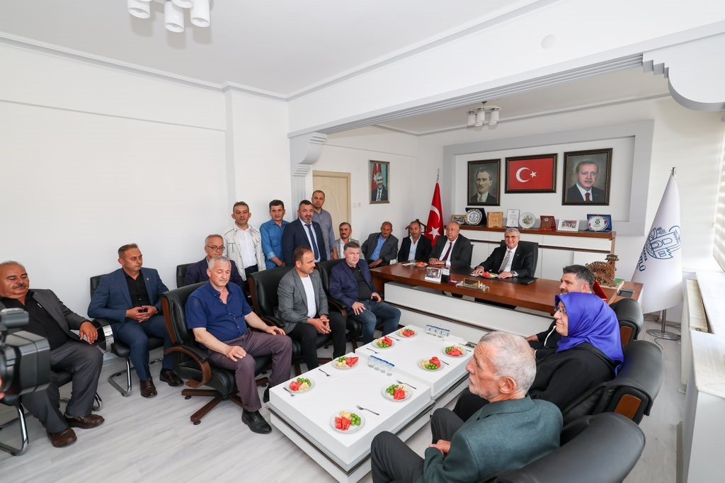 Başkan Yüce: “Bölge ulaşımı için önemli olan 55 yıllık Tokmaklıdere Köprüsünü yenileyeceğiz”