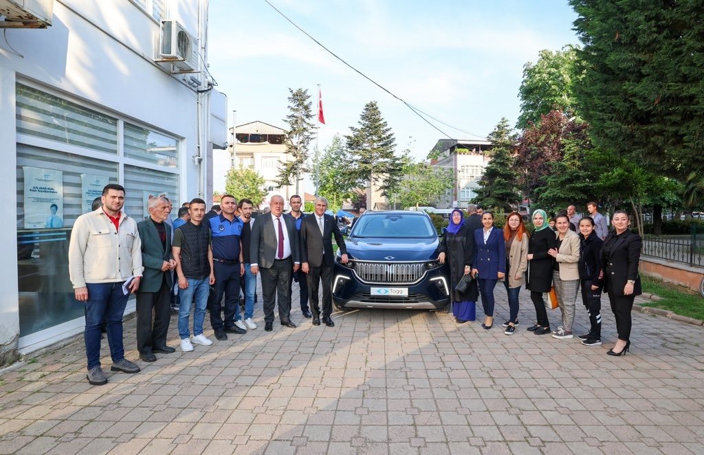 Başkan Yüce: “Bölge ulaşımı için önemli olan 55 yıllık Tokmaklıdere Köprüsünü yenileyeceğiz”