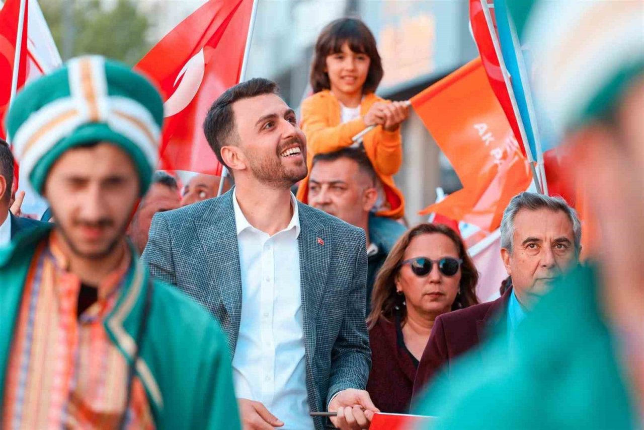 Öztaylan: "Cumhurbaşkanımız Recep Tayyip Erdoğan’ın izinde tutkumuzla çalışırız, taahhüdümüzle hizmet ederiz"