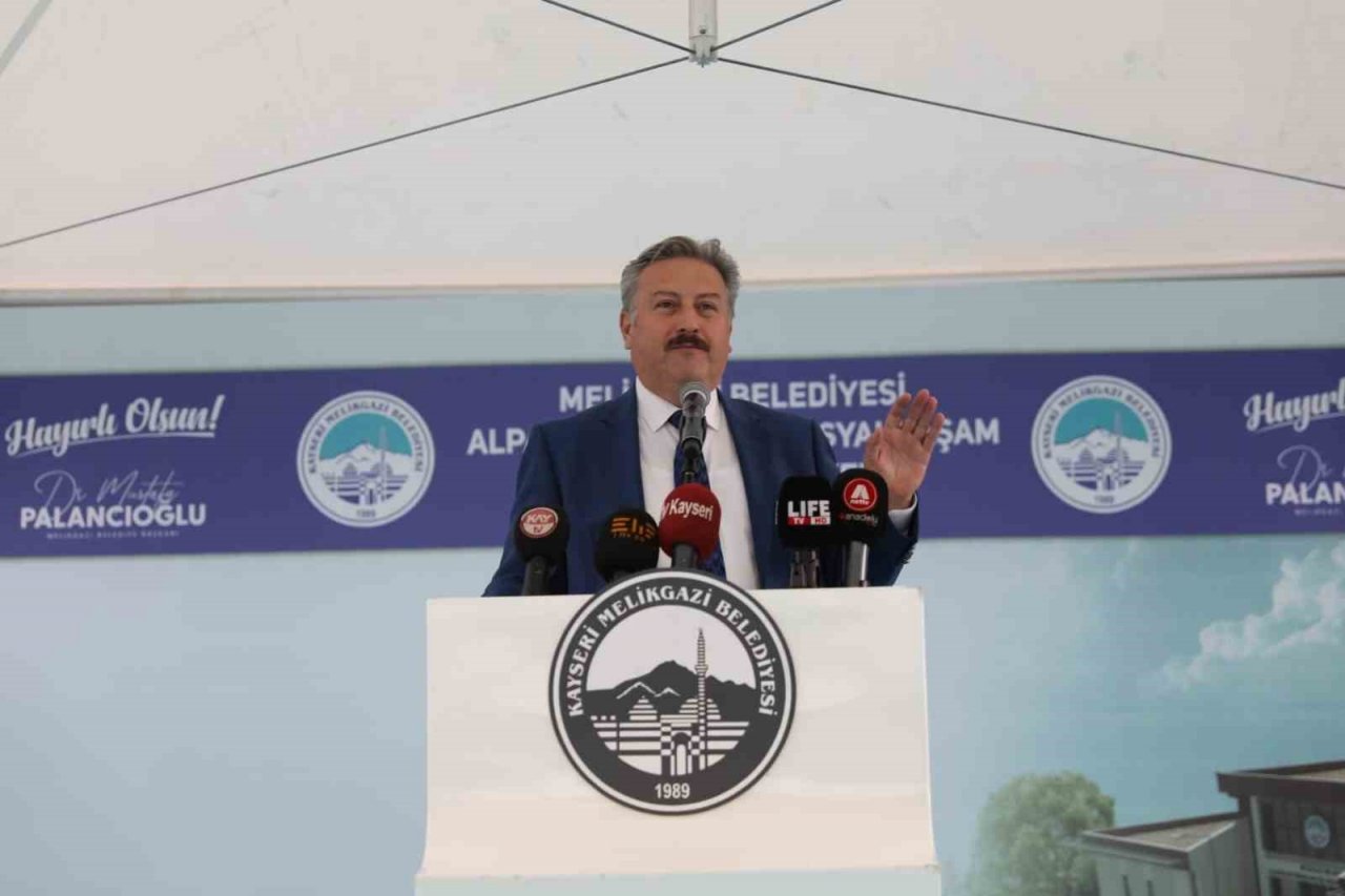 Melikgazi ‘de Alparslan Türkeş Sosyal Yaşam ve Kültür Merkezi’nin tanıtımı yapıldı