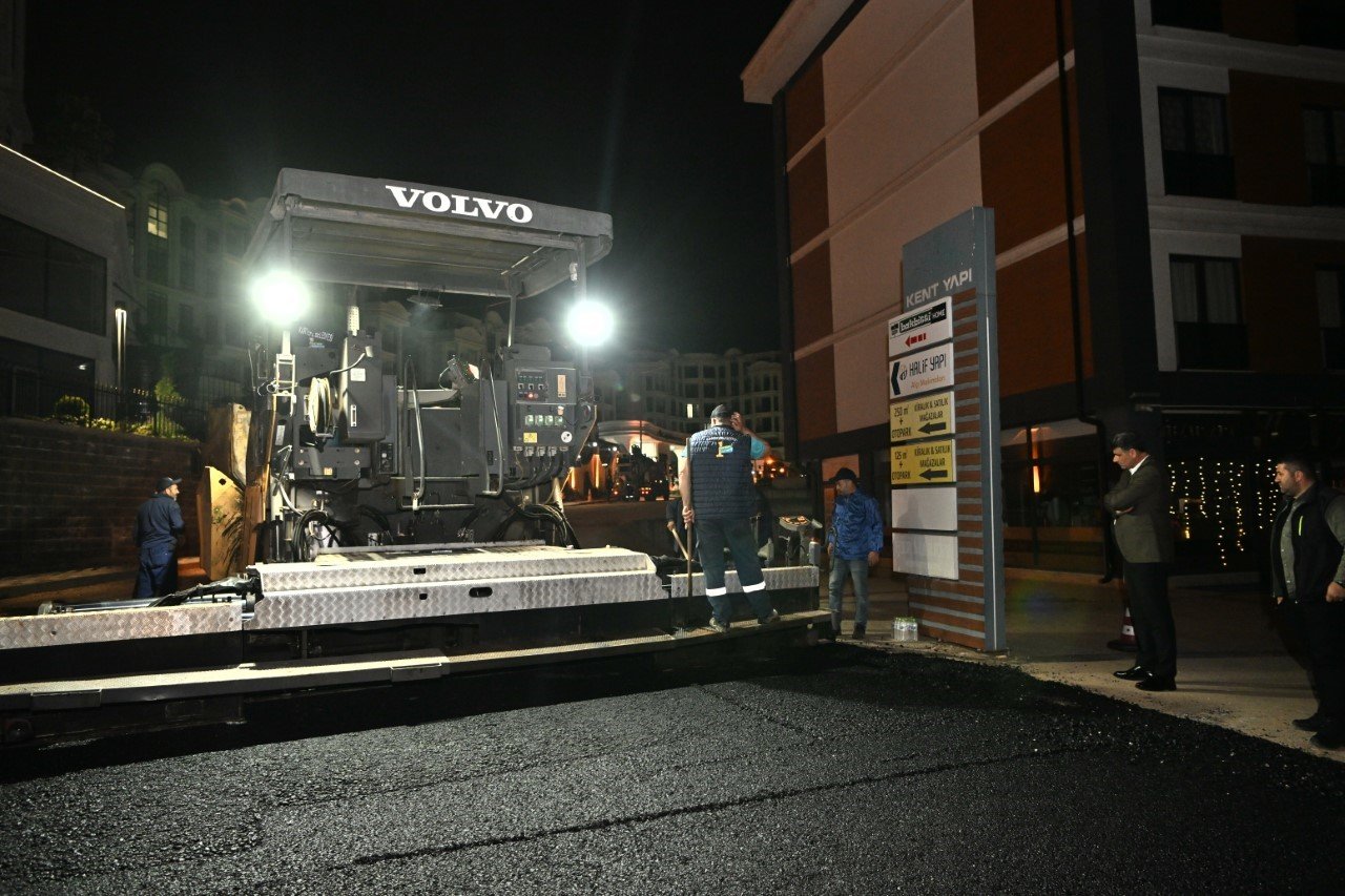 Akyol Sokağa 350 ton asfalt