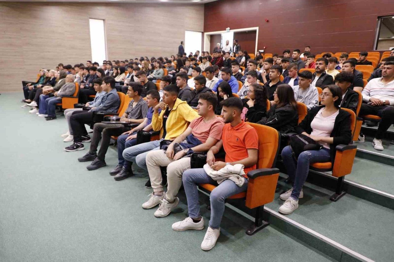 Örnek çalışmaları görmek için Kırşehir’den geldiler