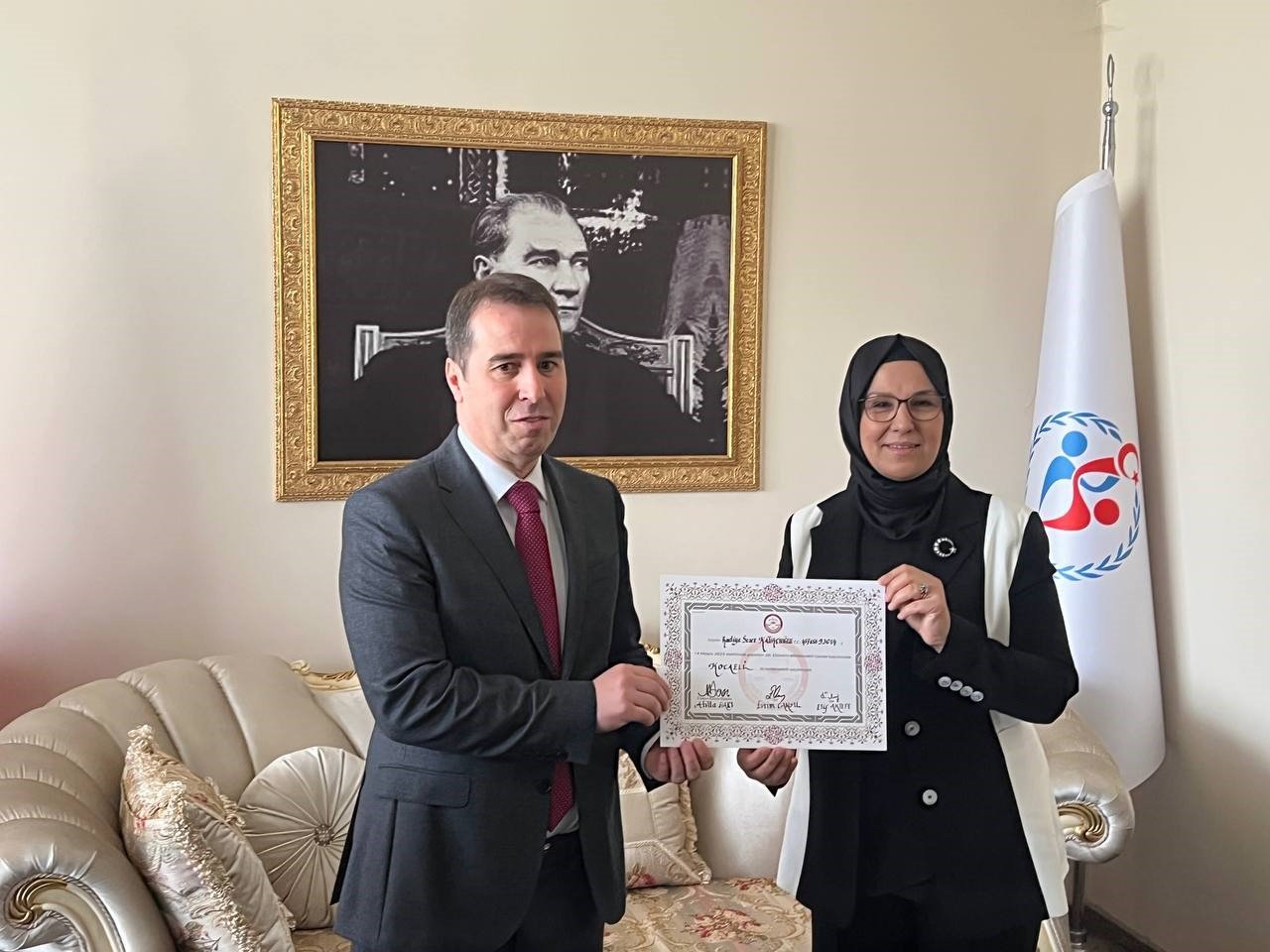 Kocaeli’de AK Parti milletvekilleri mazbatalarını aldı