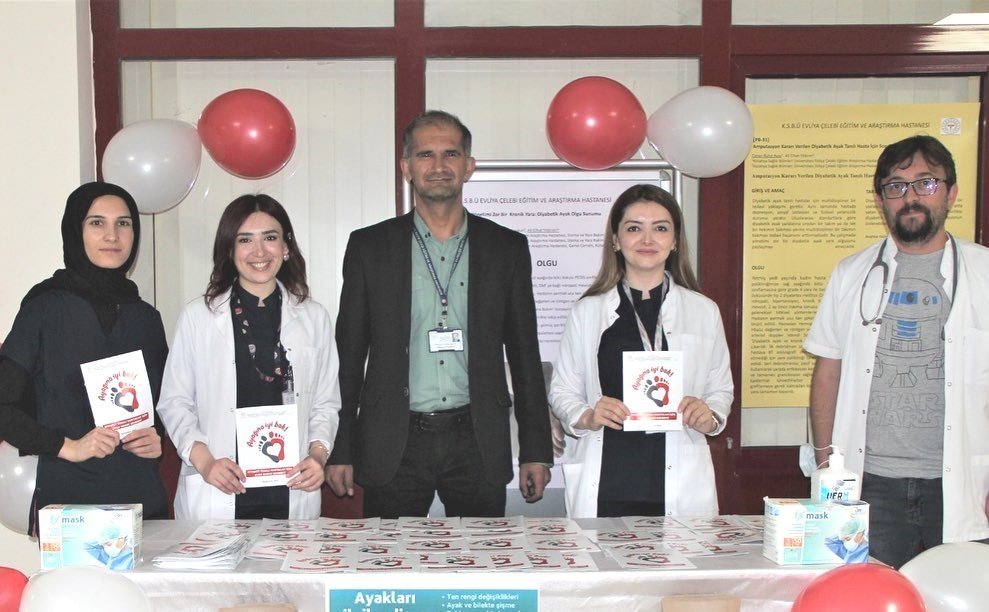 Kütahya Evliya Çelebi Eğitim ve Araştırma Hastanesinde yara bakım stant’ı kuruldu