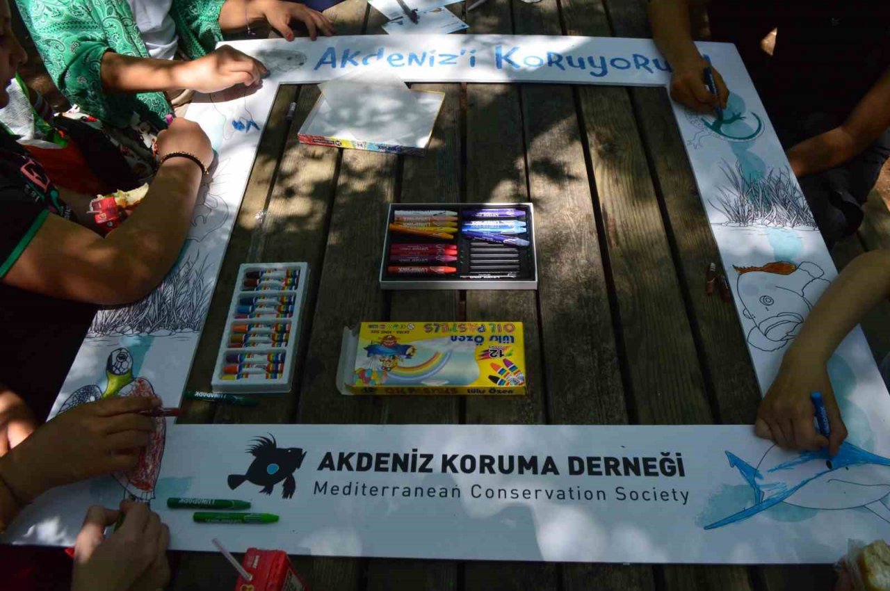 Marmaris’te ekoloji için buluşan öğrenciler doğa içinde çevreyi tanıdı