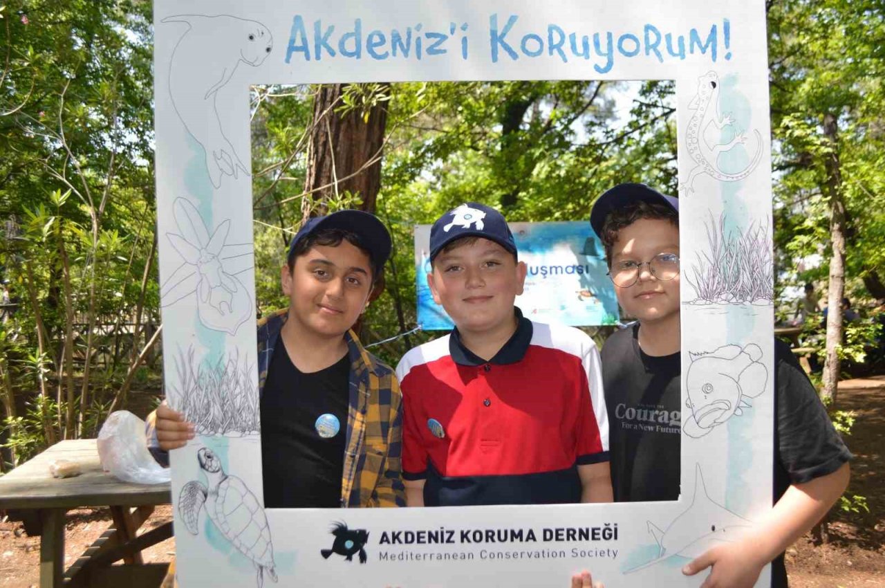 Marmaris’te ekoloji için buluşan öğrenciler doğa içinde çevreyi tanıdı