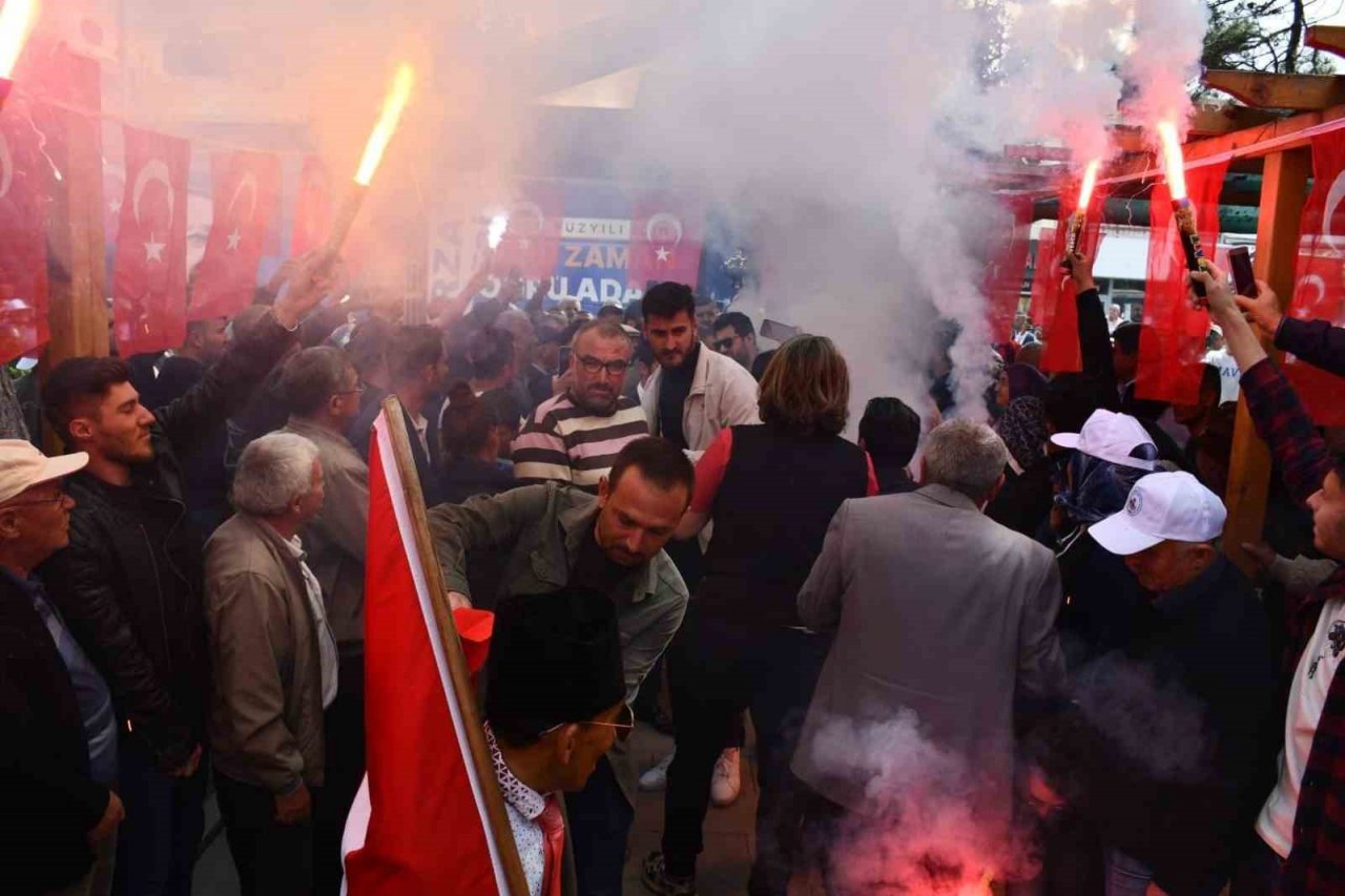 Cumhur İttifakı Tomarza’da Coşkuyla Karşılandı