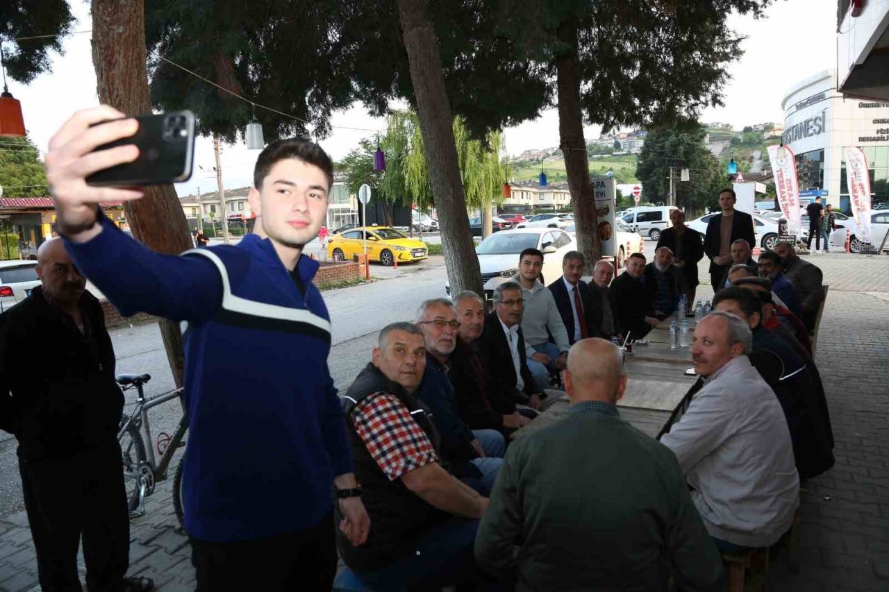 Başkan Alemdar: “28 Mayıs’ta Serdivan’da Demokrasi şöleni olacak”