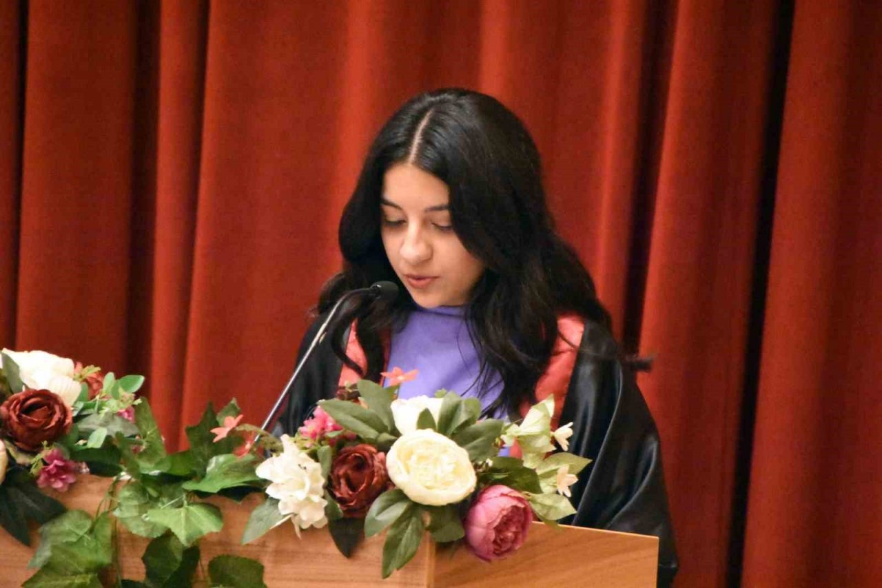 Sinop Fen Lisesi’nde mezuniyet coşkusu