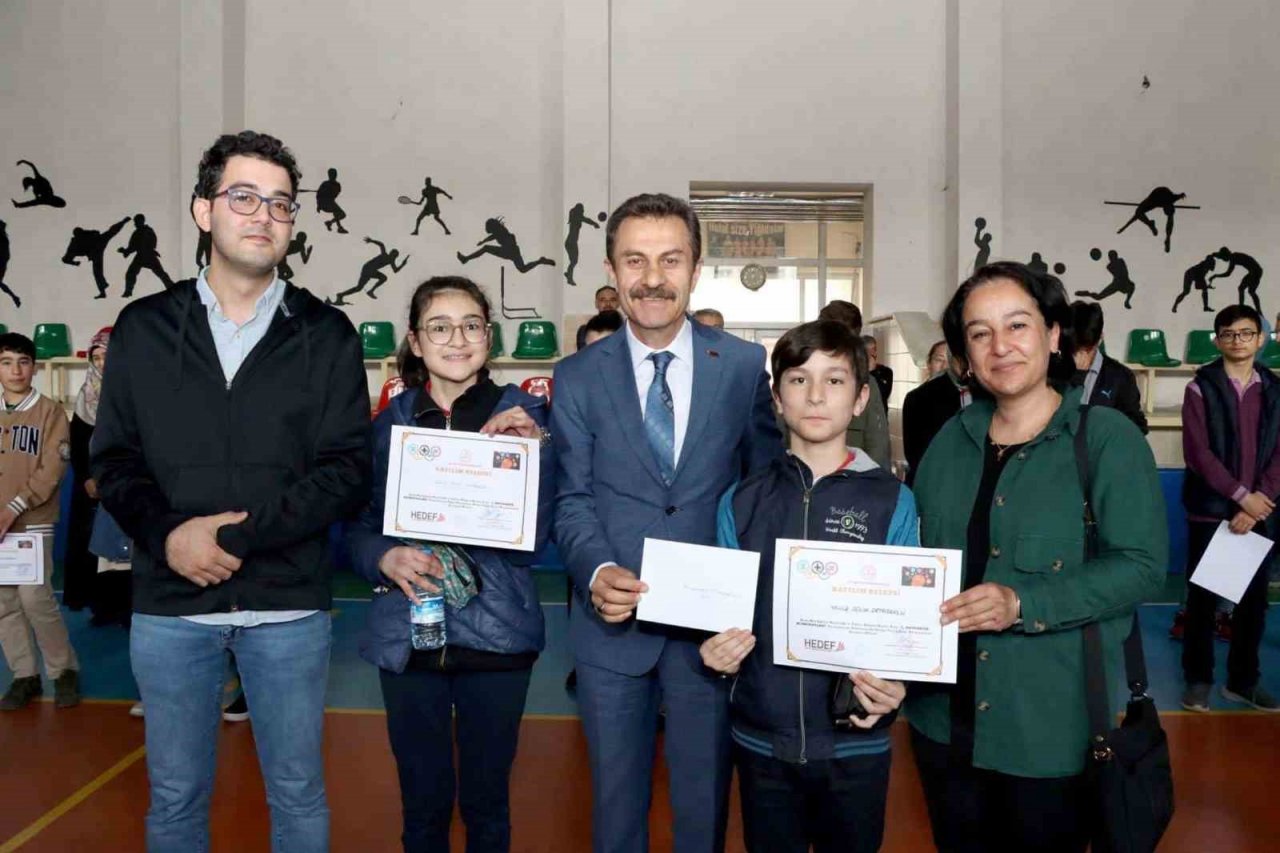 Sivas’ta matematik olimpiyatları düzenlendi