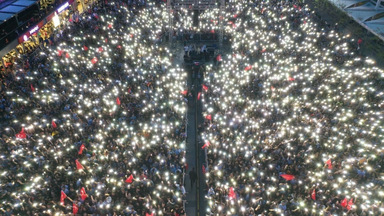 Son yılların en coşkulu gençlik konseri Aydın’da gerçekleşti