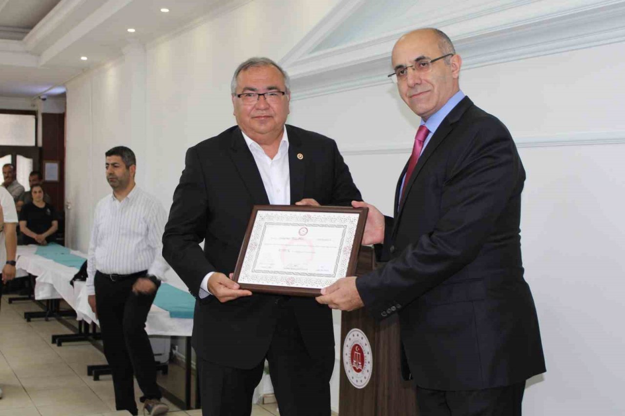 CHP Aydın milletvekilleri mazbatalarını aldı