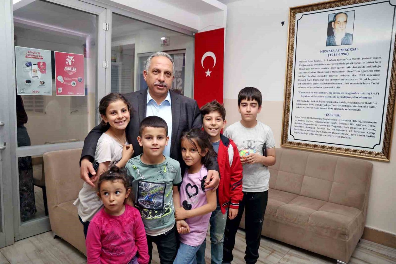 Başkan Yalçın mekik dokuyor