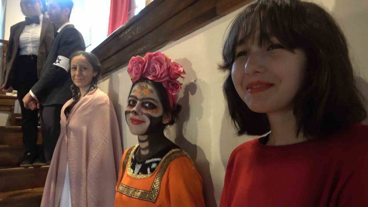 Yalova Güzel Sanatlar Lisesi öğrencilerinden piyano konseri