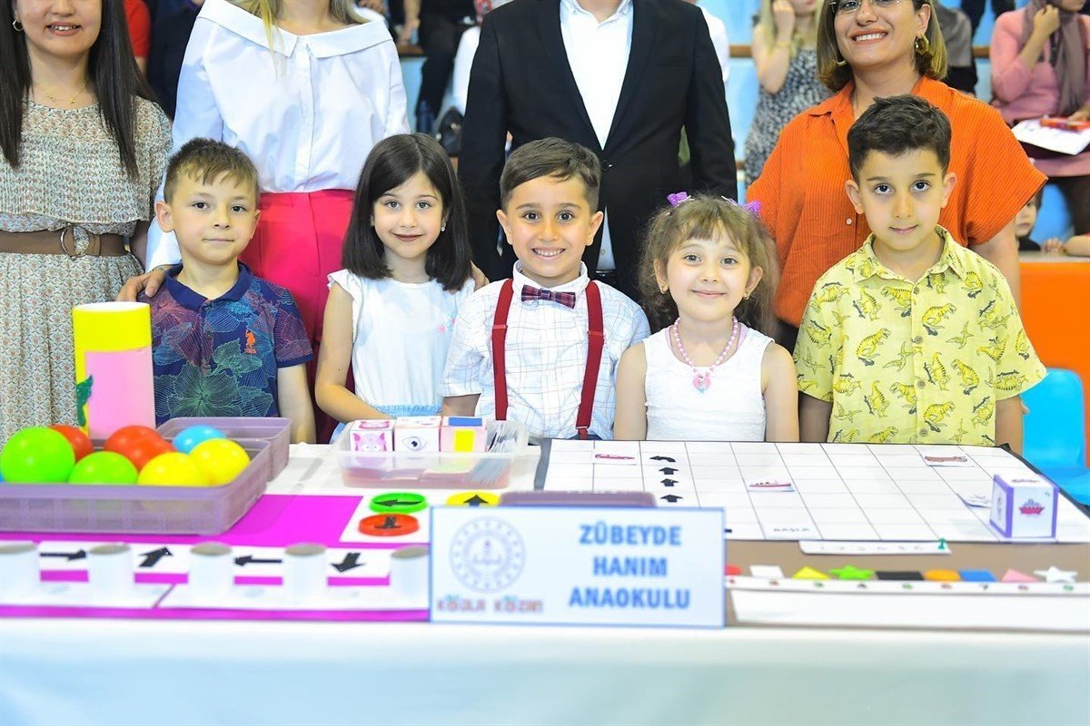 Bilim gençliği robotik ve kodlama şenliğinde buluştu