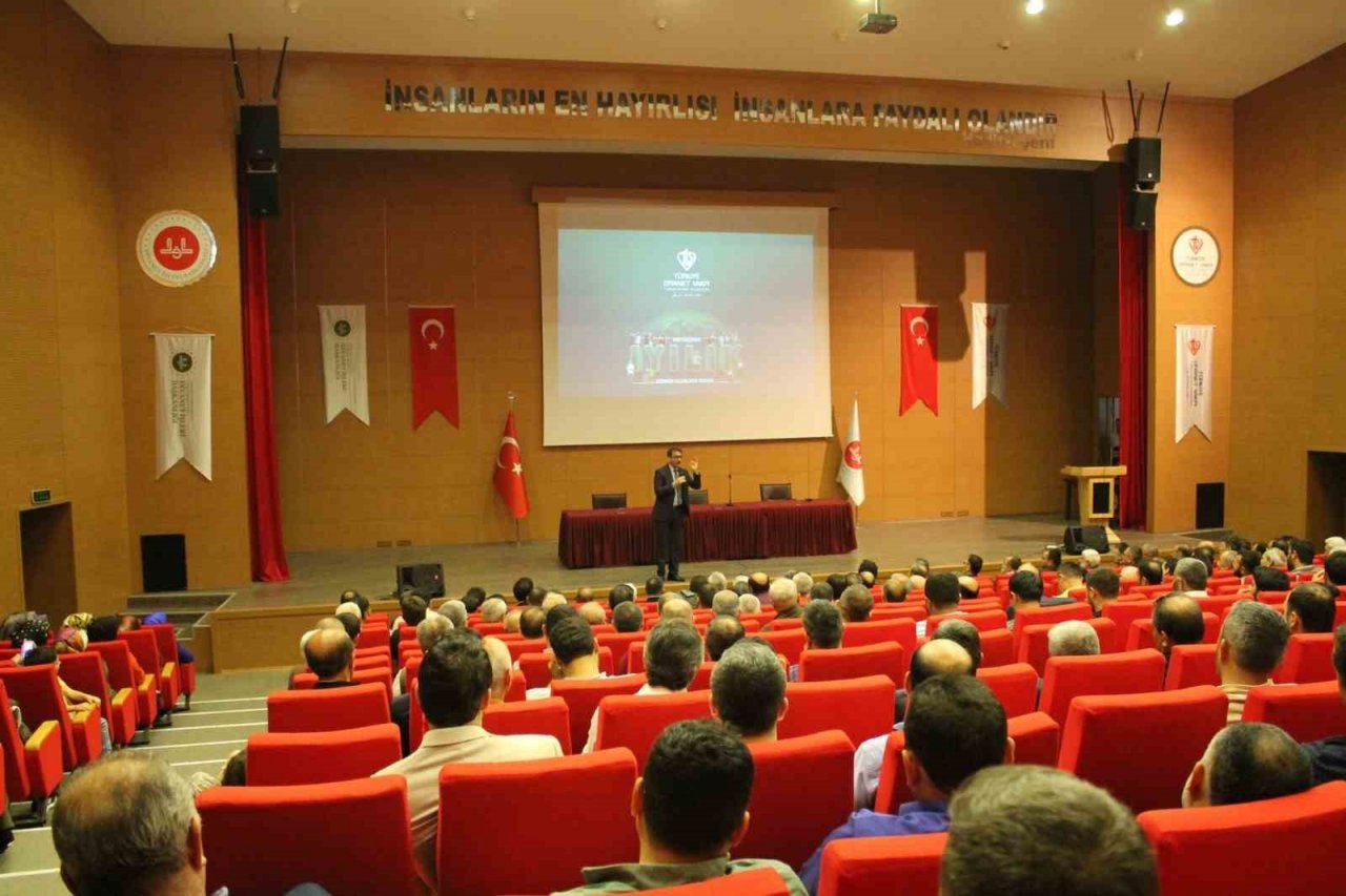 Aydın’da vekaleten kurban kesim toplantısı düzenlendi