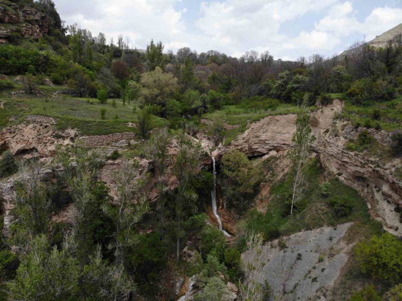 Gümüşhane’deki tarihi taş evler turizme kazandırılmayı bekliyor