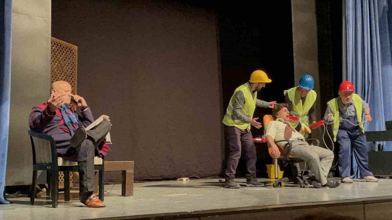 Çaycuma’da Japon Kuklası sahnelendi