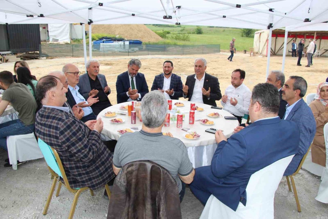 200 kişiye istihdam sağlayacak fabrikanın temeli atıldı