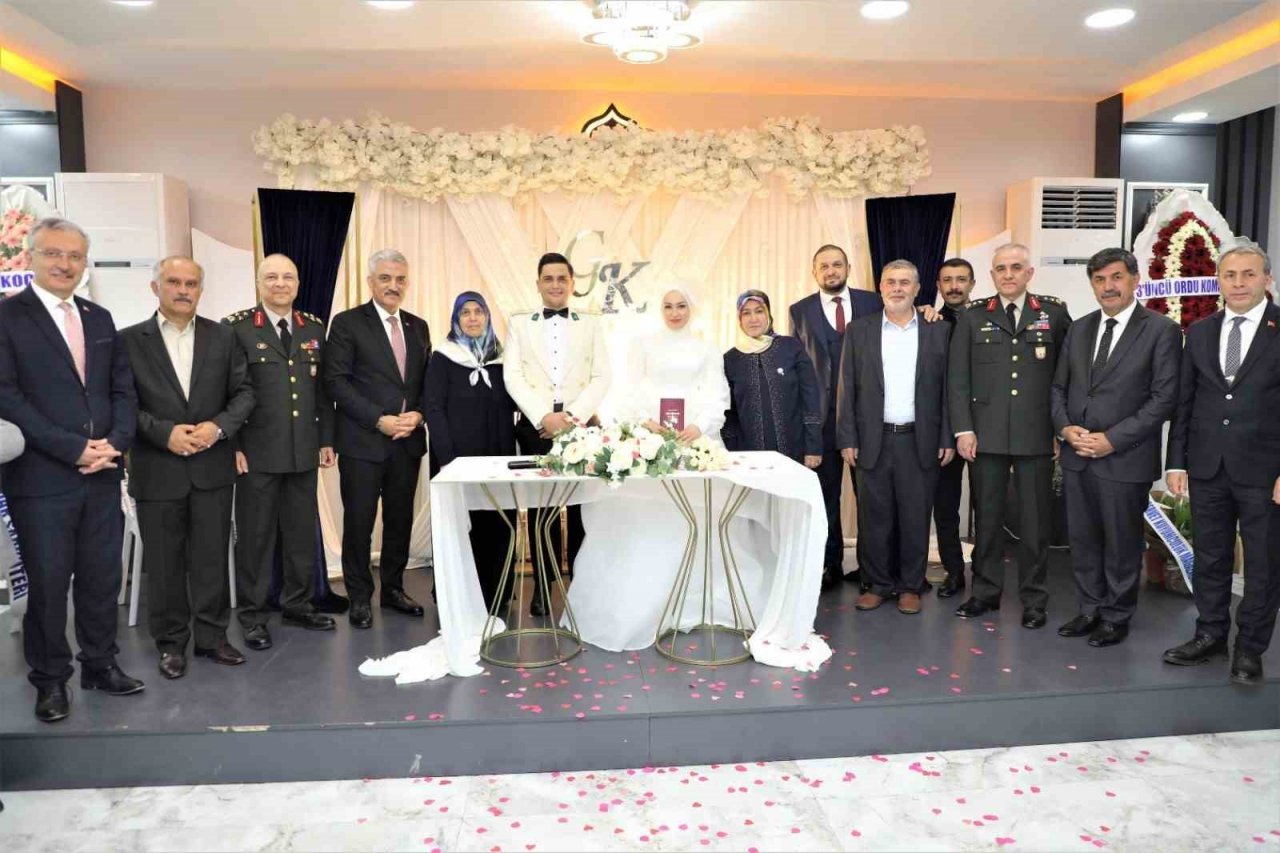 Pençe- Kilit operasyonu gazisi dünya evine girdi