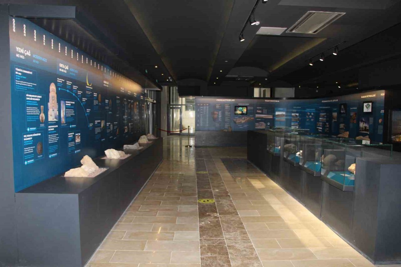 Hasankeyf Müzesi 3 bin eserle ziyaretçilerini ağırlıyor