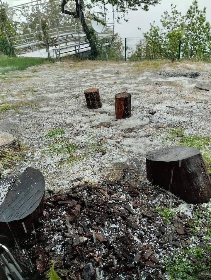 Germencik’te sağanak yağış ve dolu etkili oldu