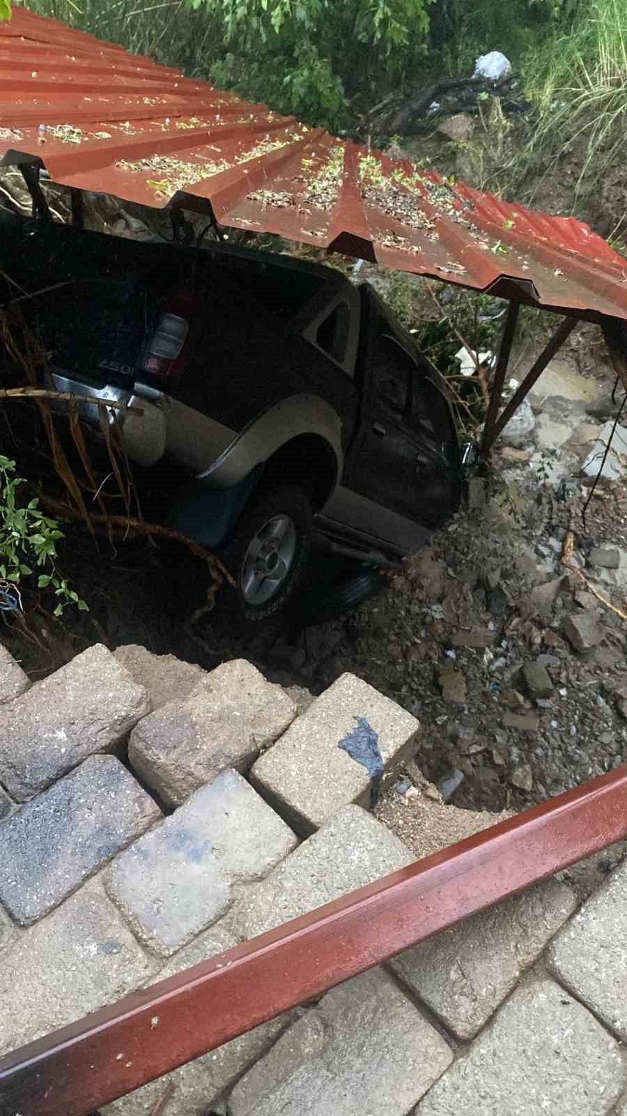 Germencik’te sağanak yağış ve dolu etkili oldu