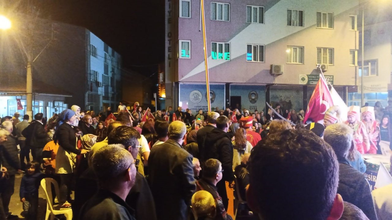 Balıkesir ve ilçelerinde kutlamalar başladı