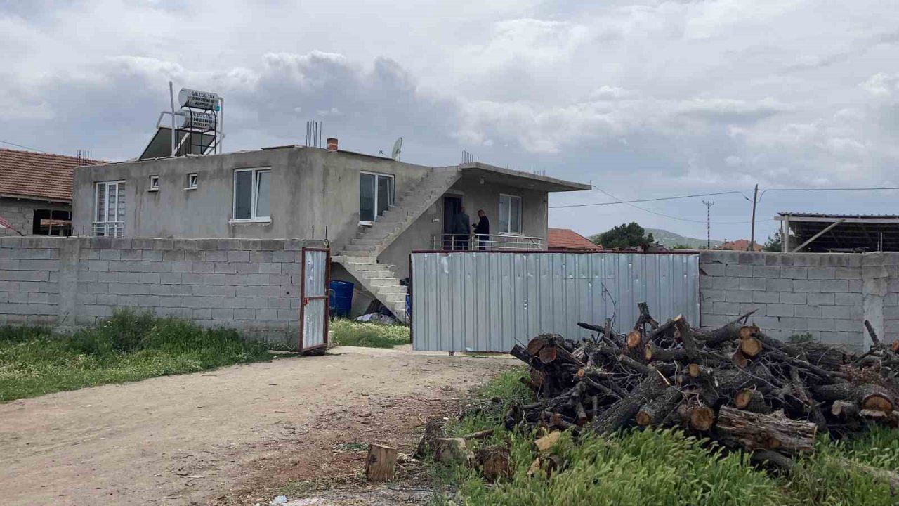 Kocasını av tüfeği ile öldürdü