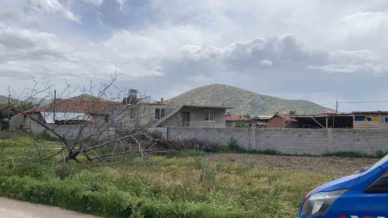 Kocasını av tüfeği ile öldürdü