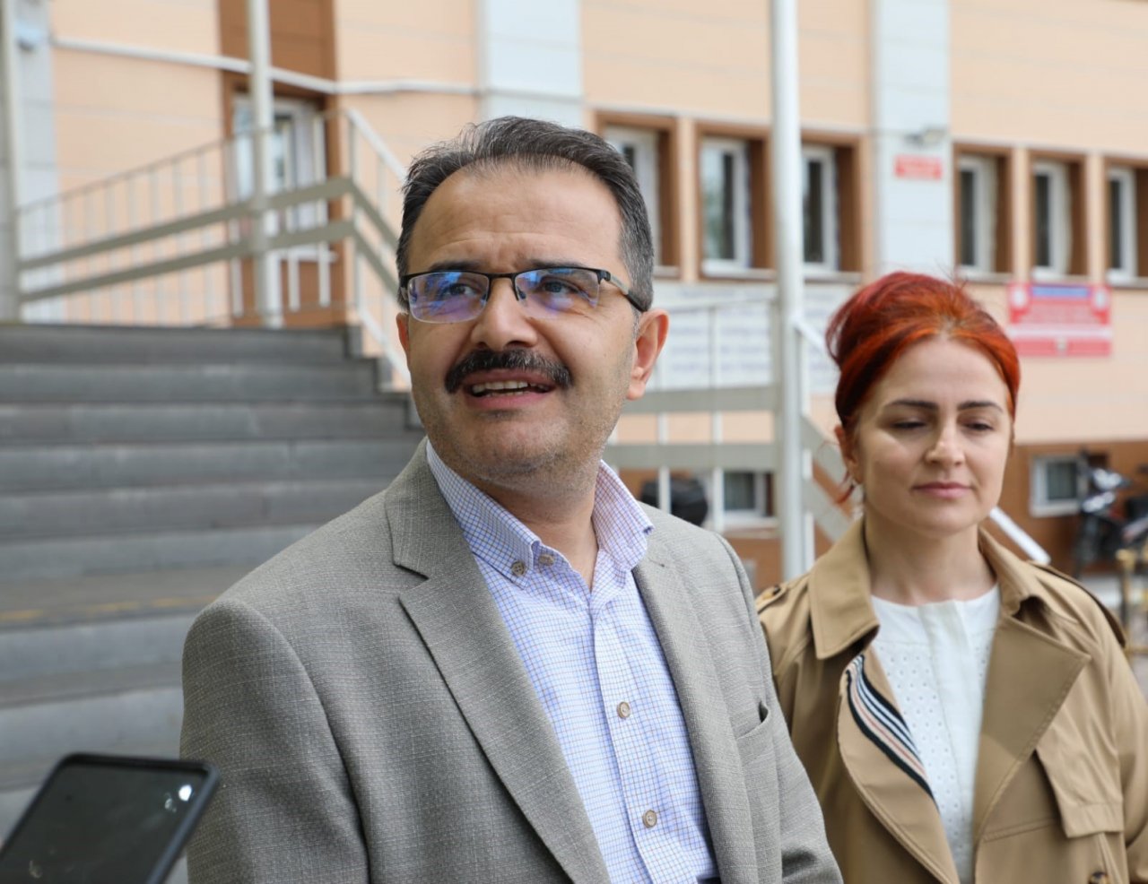 Çankırı Valisi Abdullah Ayaz, oyunu eşi ile birlikte kullandı
