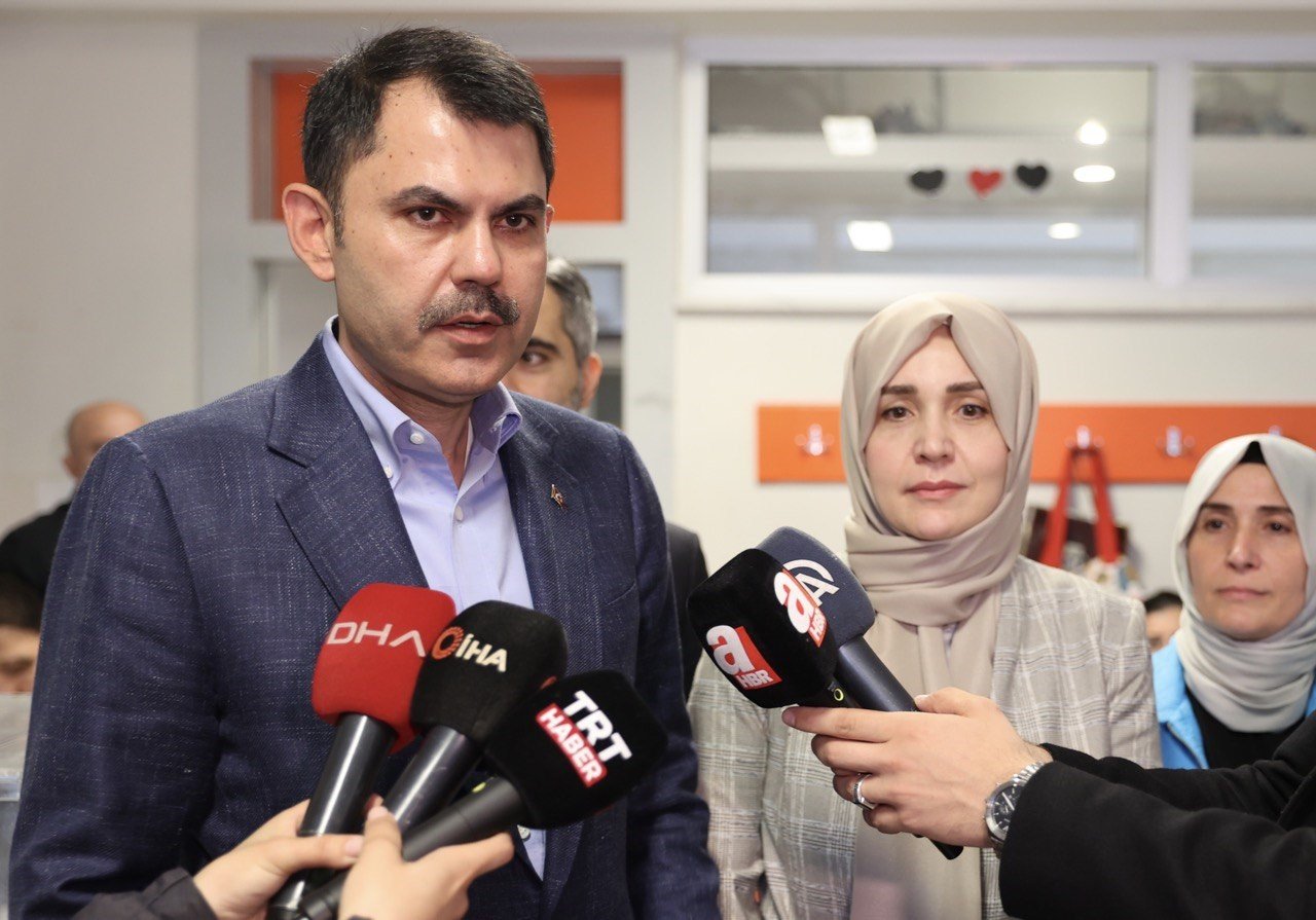 Bakan Kurum oyunu İstanbul’da kullandı