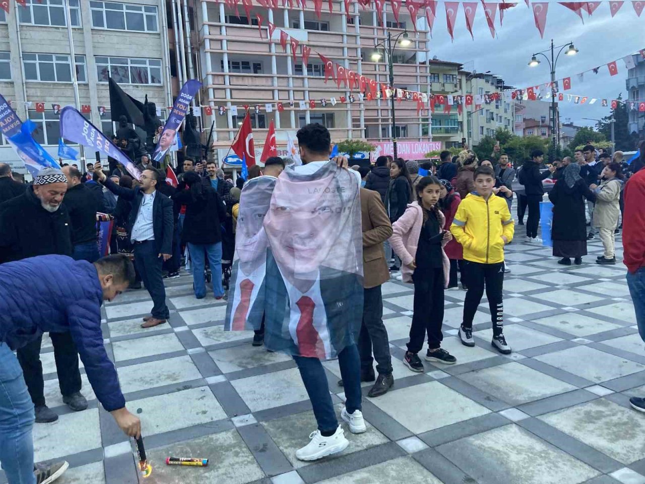 Burdur’da coşkulu kutlama