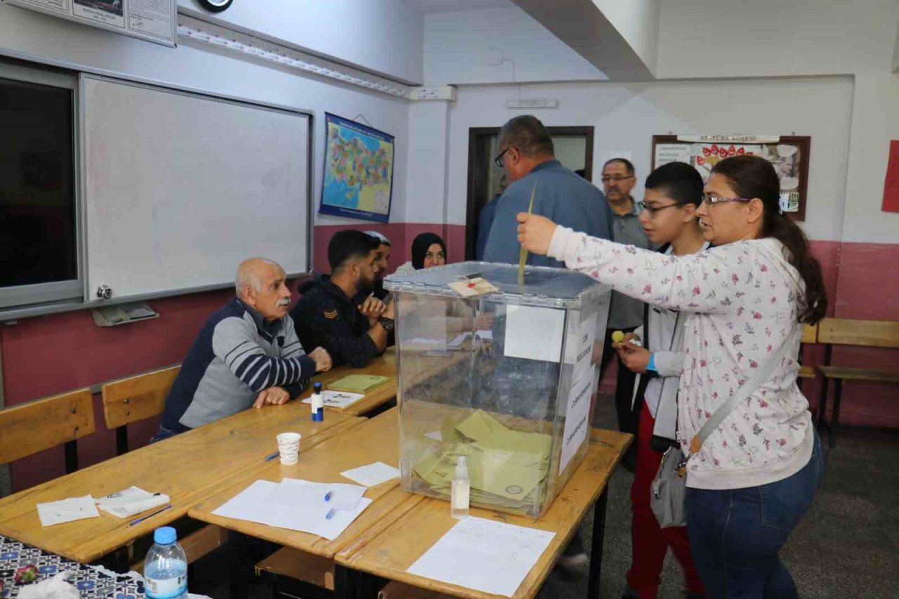 Malatya’da oy verme işlemleri devam ediyor