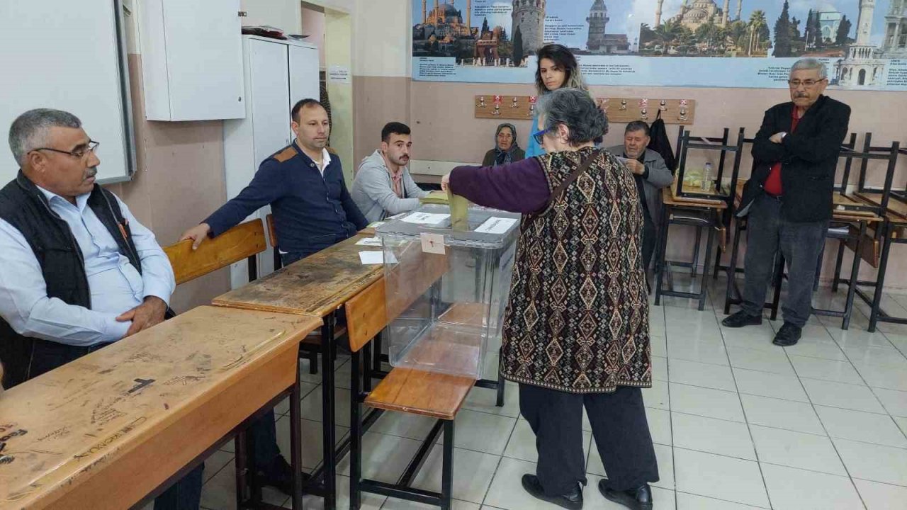 Tekirdağ’da oy verme işlemi başladı