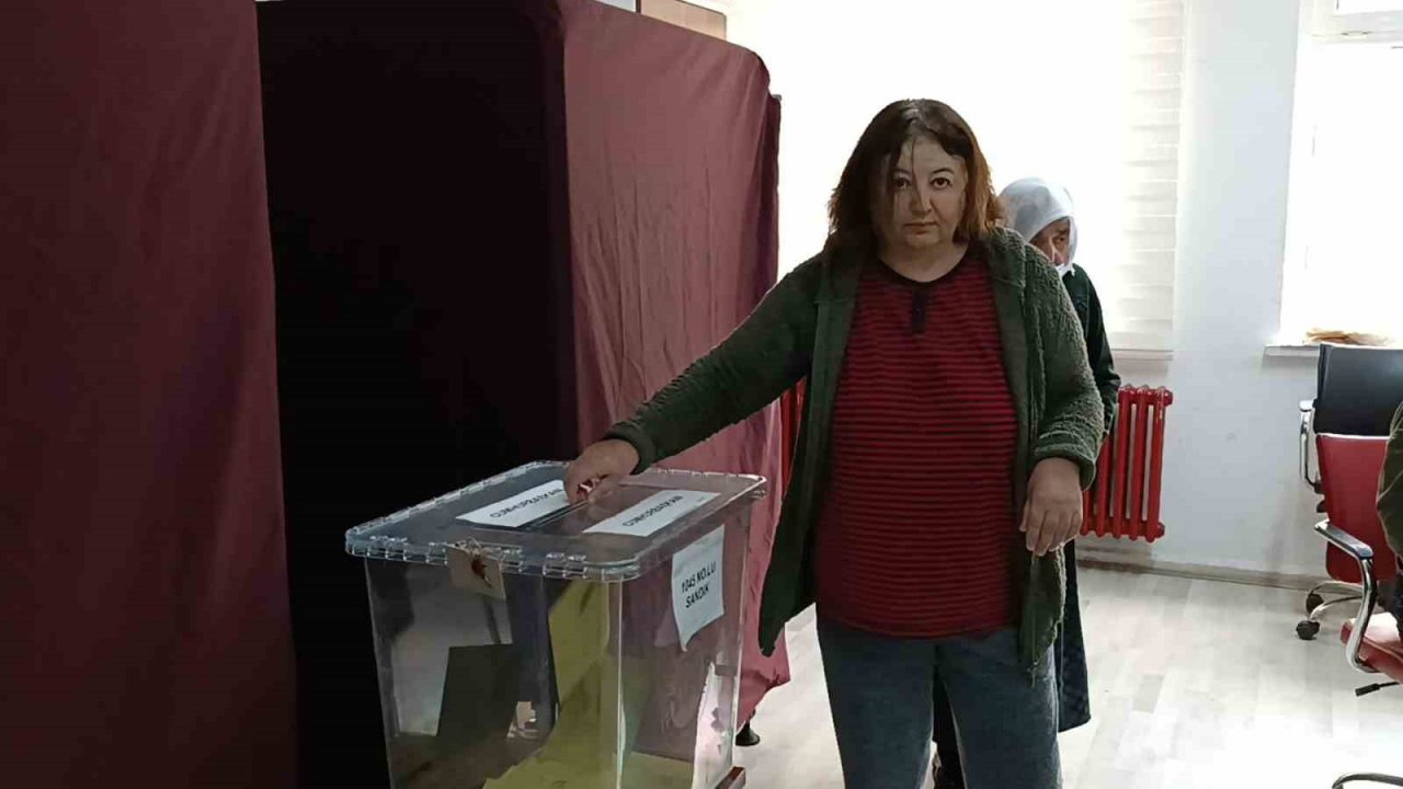 Denizli’de oylar ikinci kez sandıkla buluşmaya başladı