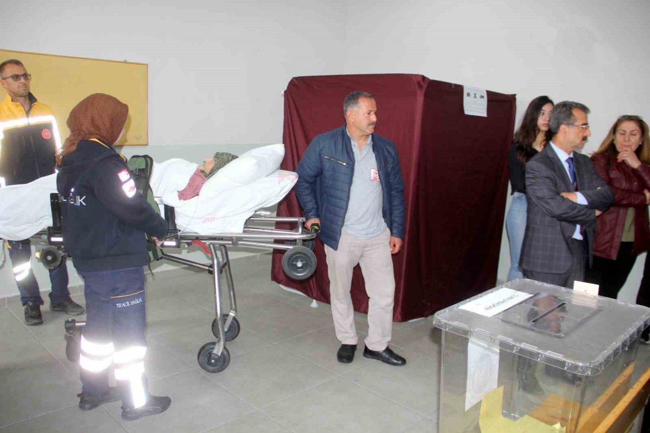 Erzincan’da vatandaşlık görevi engel tanımadı