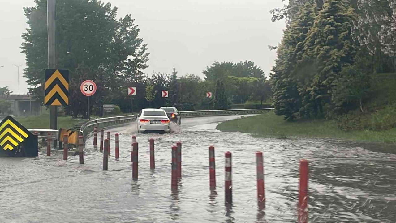 Eskişehir yağmura teslim oldu